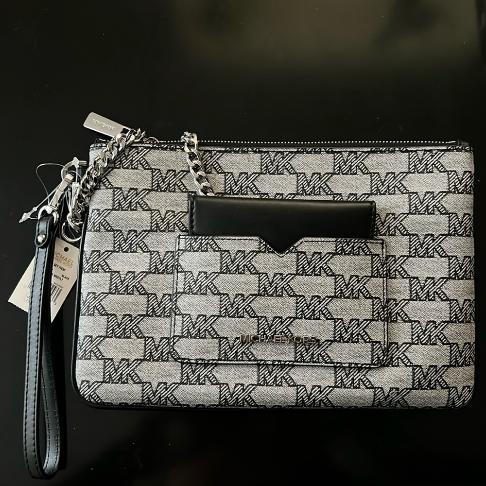Michael Kors Jet Set Travel Large 2 In 1 Card Case and Wristlet Clutch